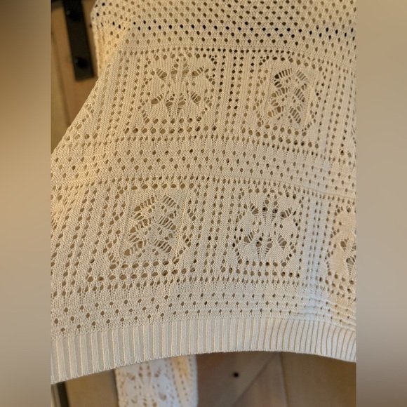 NWT Elan V-Neck Crochet Sweater - Picture 11 of 11